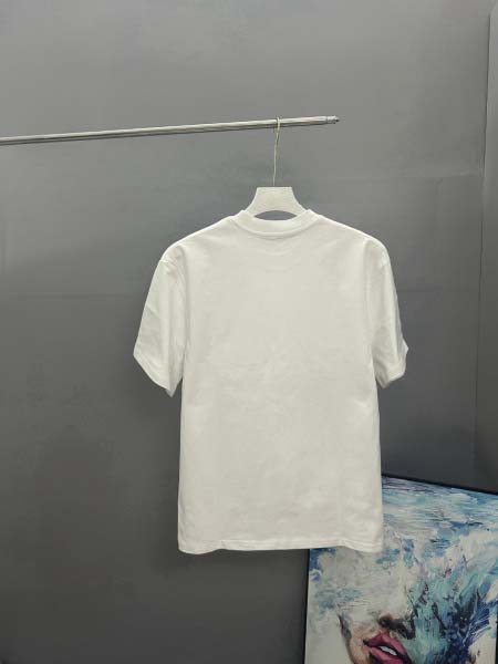 2025年7月23日入荷新作BURBERRY半袖 tシャツ人気商品/DW工場
