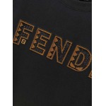 2025年7月1日入荷新作Fendi半袖Tシャツ 高级品超厳選★入手困難/誕生日プレゼント/MF工場