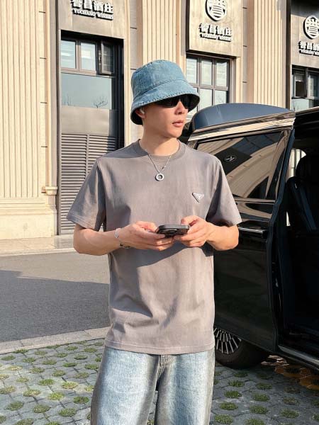 2025年7月1日入荷新作Prada半袖Tシャツ 高级品超厳...