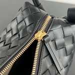 2025年7月7日入荷新作BV新作  Loop   796615 Size：19X12X9極品/正規品同様/人気/革/バッグ/AJ工場