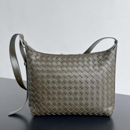 2025年7月7日入荷新作 Bottega Veneta新作...