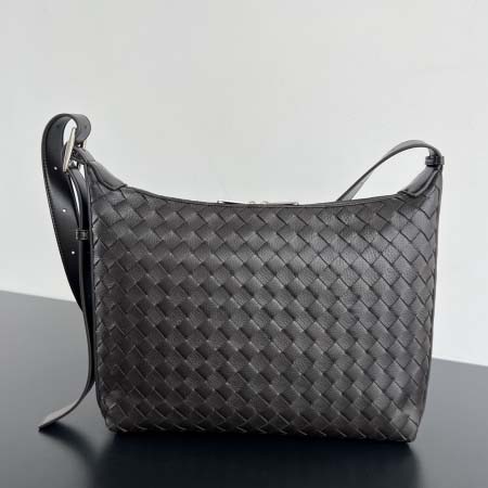 2025年7月7日入荷新作 Bottega Veneta新作...