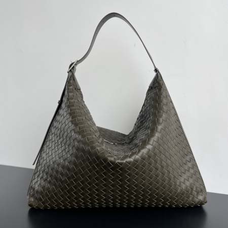 2025年7月7日入荷新作 Bottega Veneta新作...