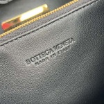 2025年7月7日入荷新作 Bottega Veneta新作 Basket   836261   SIZE:31x18.5x16 極品/正規品同様/人気/革/バッグ/AJ工場