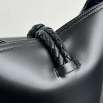 2025年7月7日入荷新作 Bottega Veneta 25早春新作Liberta    815244       SIZE:22x18x15 極品/正規品同様/人気/革/バッグ/AJ工場