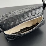 2025年7月9日入荷新作#Bottega Veneta  Loop755774  23x16 極品/正規品同様/人気/革/バッグ/AJ工場