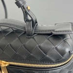 2025年7月9日入荷新作#Bottega Veneta  Vanity Case 789109 22x12.5x5 極品/正規品同様/人気/革/バッグ/AJ工場