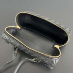2025年7月9日入荷新作#Bottega Veneta  Vanity Case 789109 22x12.5x5 極品/正規品同様/人気/革/バッグ/AJ工場