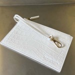 2025年7月9日入荷新作#Bottega Veneta Mini Cabat  717712 3  20x15x12 極品/正規品同様/人気/革/バッグ/AJ工場