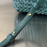 2025年7月9日入荷新作#Bottega Veneta Mini Cabat  717712 3  20x15x12 極品/正規品同様/人気/革/バッグ/AJ工場
