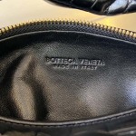 2025年7月9日入荷新作#Bottega Veneta  24717709  JodieJodie28x23x8  極品/正規品同様/人気/革/バッグ/AJ工場