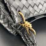 2025年7月9日入荷新作#Bottega Venetaintrecciato  835921   mini #Bottega Veneta  knot    Size29.5X18.5X17.5cm  極品/正規品同様/人気/革/バッグ/