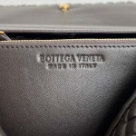 2025年7月9日入荷新作#Bottega Veneta 776783top handle  1100  size19*26*11cm   極品/正規品同様/人気/革/バッグ/AJ工場