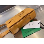 2025年7月9日入荷新作#Bottega Veneta   18.5x5x9特価/人気/革/バッグ/AJ工場