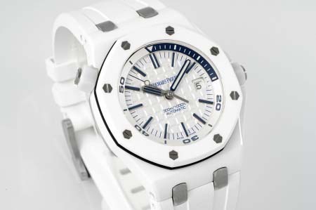 2025年8月4日入荷新作Audemars Piguet腕時計極上の品質人気商品 /GTR工場