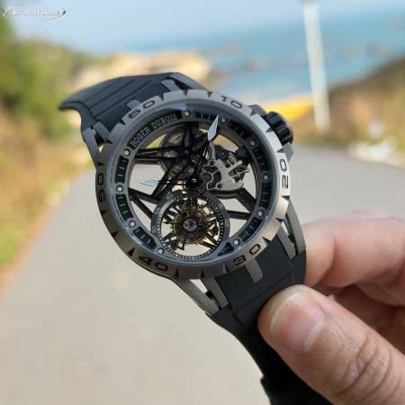 2025年8月4日入荷新作Roger Dubuis腕時計極上...
