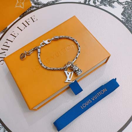 2025年9月26日入荷新品Louis Vuittonブレスレットギフト/誕生日/記念品/アクセサリーxin工場