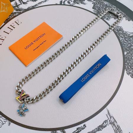 2025年9月26日入荷新品Louis Vuittonネックレスギフト/誕生日/記念品/アクセサリーxin工場