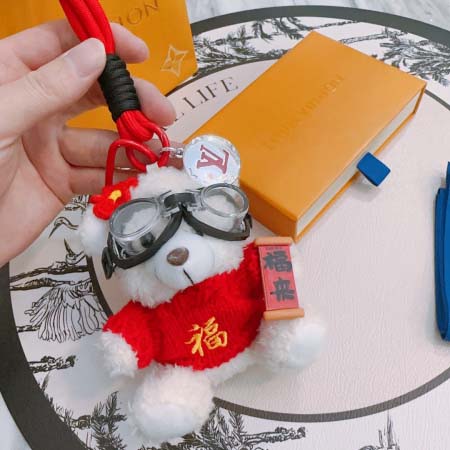 2025年9月26日入荷新品Louis Vuitton キーホルダー ギフト/誕生日/記念品/アクセサリーxin工場