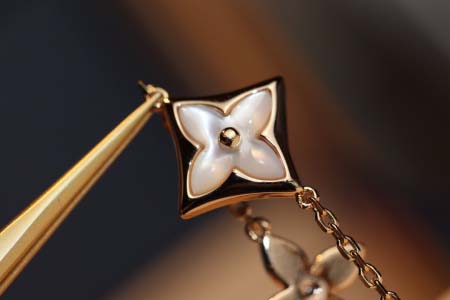 2025年9月26日入荷新品Louis Vuittonブレスレットギフト/誕生日/記念品/アクセサリーxin工場