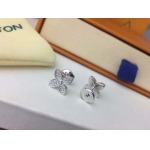 2025年9月26日入荷新品Louis Vuittonピアスギフト/誕生日/記念品/アクセサリーxin工場