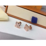 2025年9月26日入荷新品Louis Vuittonピアスギフト/誕生日/記念品/アクセサリーxin工場