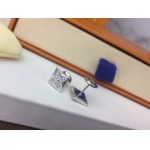 2025年9月26日入荷新品Louis Vuittonピアスギフト/誕生日/記念品/アクセサリーxin工場