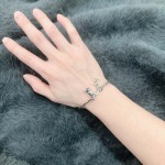 2025年9月26日入荷新品Louis Vuittonブレスレットギフト/誕生日/記念品/アクセサリーxin工場