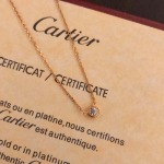 2025年9月26日入荷新品Cartierネックレスギフト/誕生日/記念品/アクセサリーxin工場