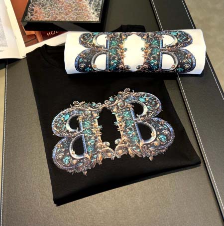 2025年10月10日秋冬入荷新作BALENCIAGA長袖高品質安い人気商品/HL工場