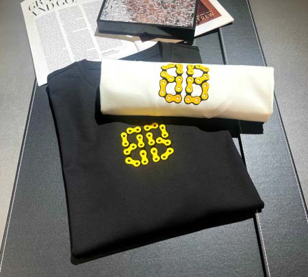 2025年10月10日秋冬入荷新作BALENCIAGA長袖高品質安い人気商品/HL工場