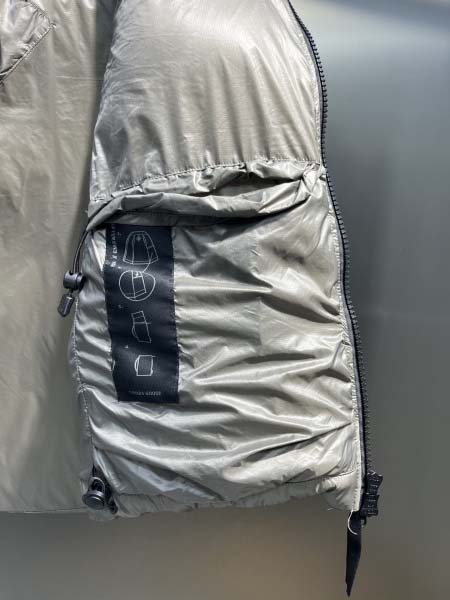 2025年10月11日秋冬入荷新作Canada Gooseダウンベスト高品質安い人気商品/HL工場