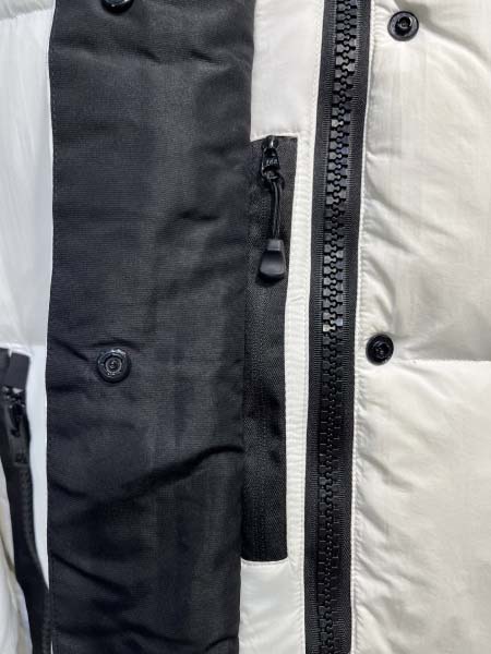 2025年10月11日秋冬入荷新作Canada Gooseダウンジャケット高品質安い人気商品/HL工場