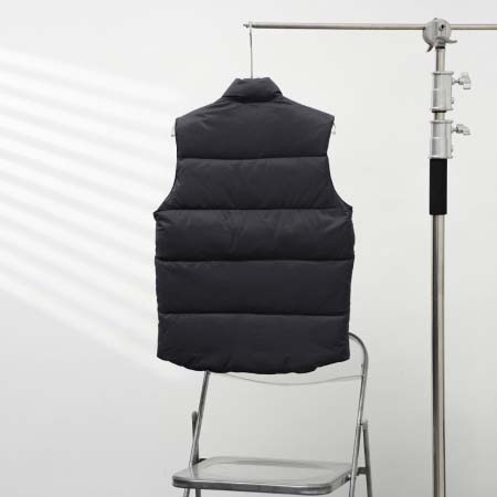 2025年10月20日秋冬入荷新作CANADA GOOSEダウンベスト高品質 人気商品/HL工場