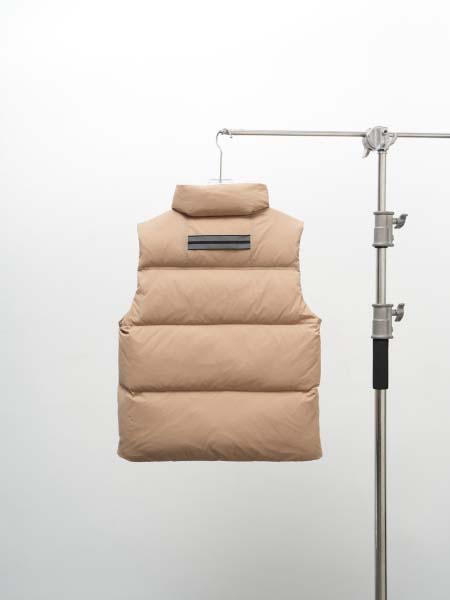 2025年10月20日秋冬入荷新作CANADA GOOSEダウンベスト高品質 人気商品/HL工場