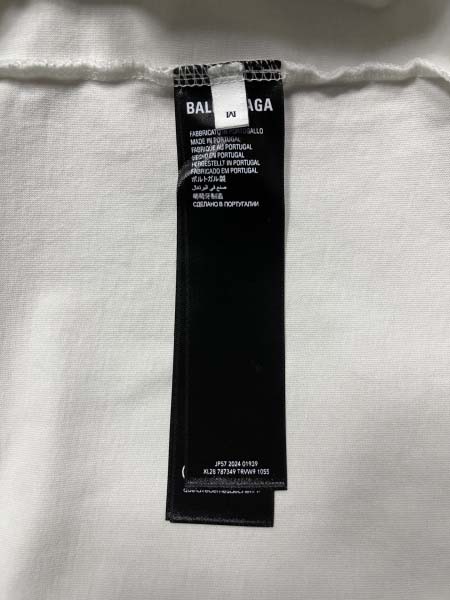 2025年10月28日秋冬新作Balenciagaタンクトップ高品質人気商品/LDF工場