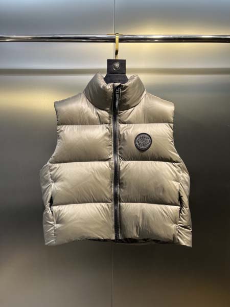 2025年10月11日秋冬入荷新作Canada Gooseダ...