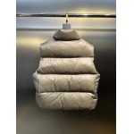 2025年10月11日秋冬入荷新作Canada Gooseダウンベスト高品質安い人気商品/HL工場