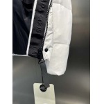 2025年10月11日秋冬入荷新作Canada Gooseダウンジャケット高品質安い人気商品/HL工場