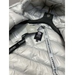 2025年10月11日秋冬入荷新作Canada Gooseダウンジャケット高品質安い人気商品/HL工場