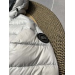 2025年10月11日秋冬入荷新作Canada Gooseダウンジャケット高品質安い人気商品/HL工場