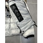 2025年10月11日秋冬入荷新作Canada Gooseダウンジャケット高品質安い人気商品/HL工場