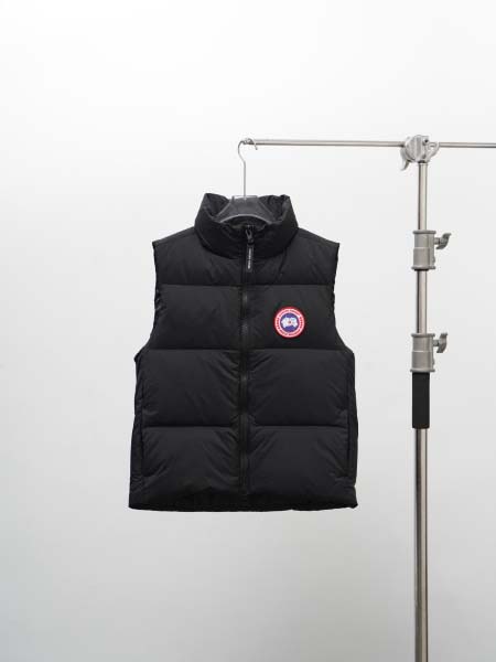 2025年10月20日秋冬入荷新作CANADA GOOSEダ...