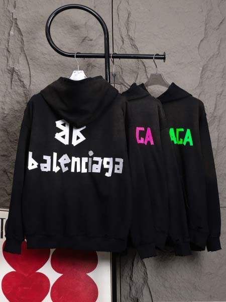 2025年10月20日秋冬入荷新作Balenciagaパーカ...