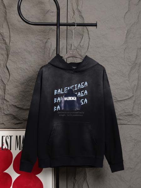 2025年10月20日秋冬入荷新作Balenciagaパーカ...
