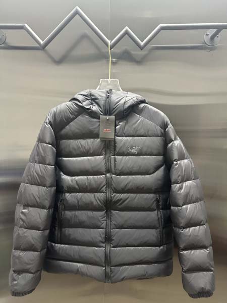 2025年10月28日秋冬新作ARCTERYX   ダウンジ...