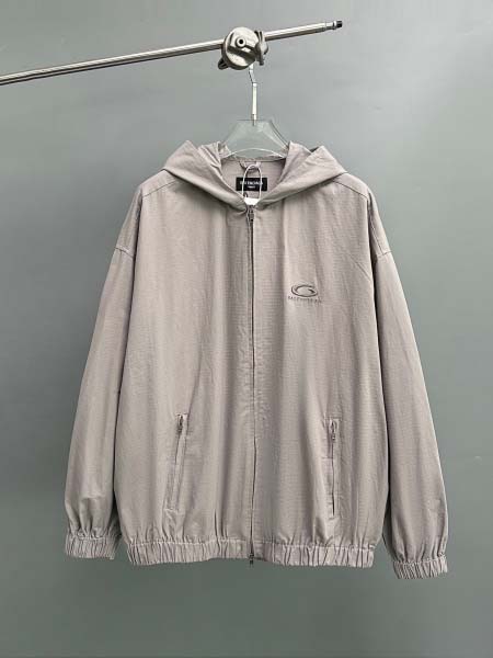 2025年10月28日秋冬新作Balenciagaジャケット...