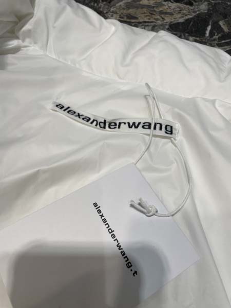 2025年11月4日秋冬新作Alexander Wangダウンベスト高品質人気商品/LDF工場