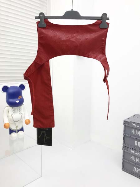 2025年11月11日秋冬新作Louis Vuittonベスト  人気商品/LDF工場