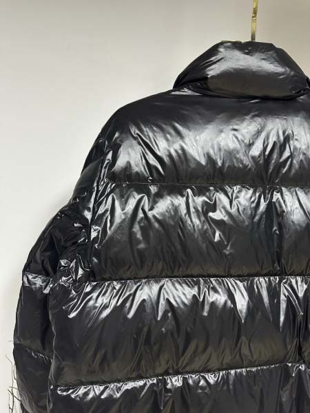 2025年11月14日秋冬新作Monclerダウンジャケット高品質人気商品/QIU工場